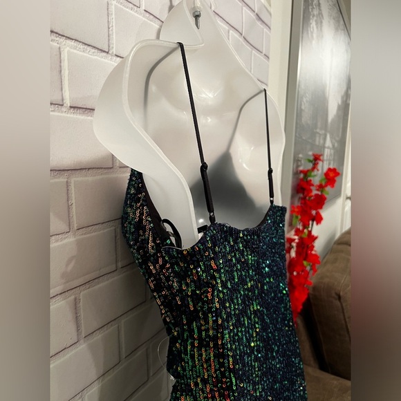 CITY TRIANGLES juniors black-iridescent sequin dress/size 5 - Picture 12 of 12